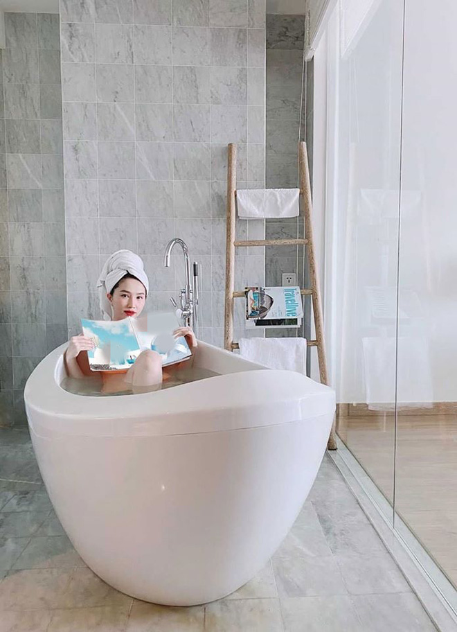 Lấy đại gia trung niên, Bảo Thy được yêu chiều tới mức nào?-16