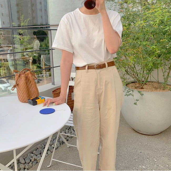 Mix đồ còn non tay, chị em cứ áp dụng 12 outfit màu be sau thì thế nào cũng được khen mặc đẹp và sang-3