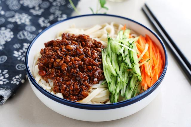 Cuối tuần làm mì trộn tại nhà vừa ngon vừa mát-6