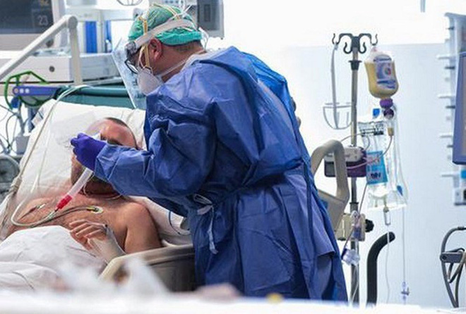 Cơ hội cuối cùng của phi công người Anh: Phụ thuộc vào một kỹ thuật cực khó!-1