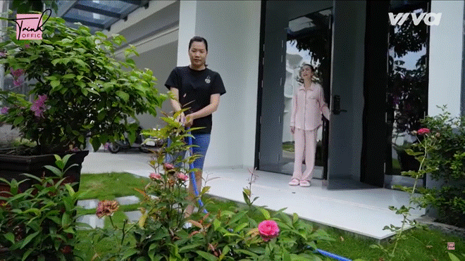 Ngọc Trinh tiết lộ sở thích ăn uống khác thường: Cơm cá khô tôi thường ăn cùng dưa hấu-1