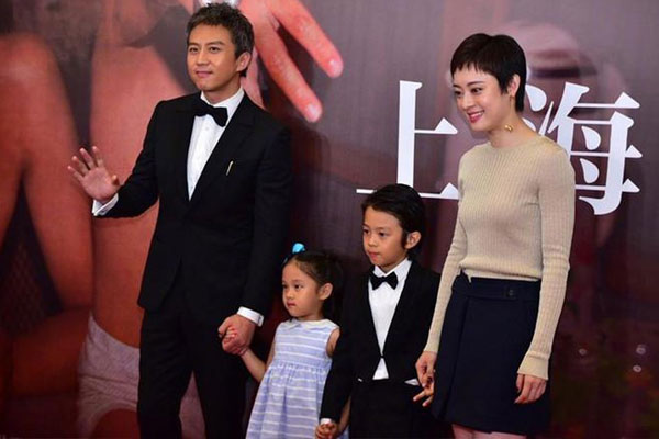 Xin đừng bắt con phải chia sẻ nữa!-5