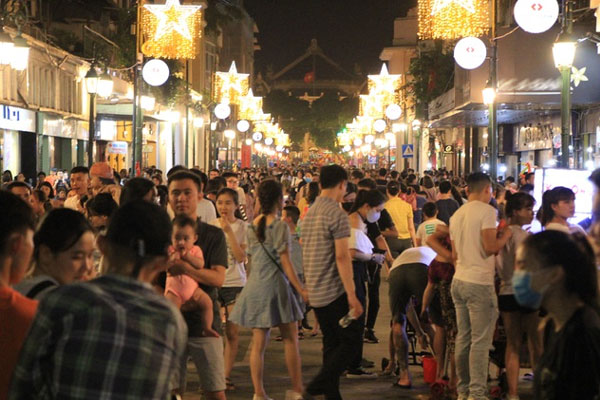 Hà Nội tạm dừng hoạt động phố đi bộ hồ Gươm để phòng chống dịch Covid-19-2