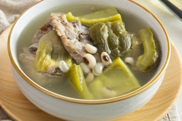 Thả con gà ướp dầu hào vào nồi cơm điện, 40 phút sau lại được món ngon bất ngờ-5