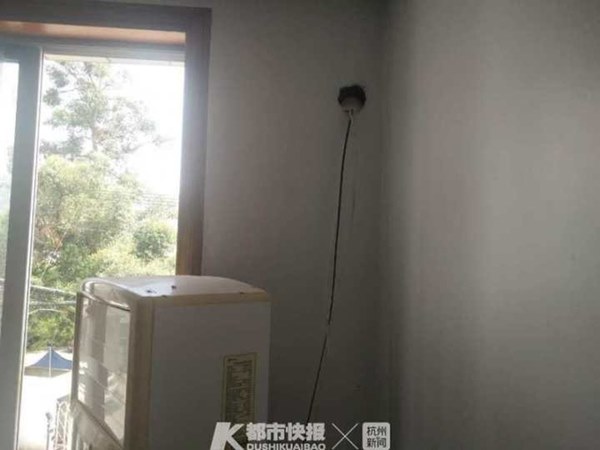 Người phụ nữ phát hiện máy quay lén trong phòng ngủ, sau khi báo cảnh sát thì biết chồng là thủ phạm và câu chuyện yêu sai cách-1