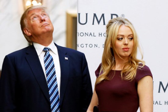 Cuộc sống hoàn toàn khác biệt với anh chị em của Tiffany Trump, người con gái bị ví là 