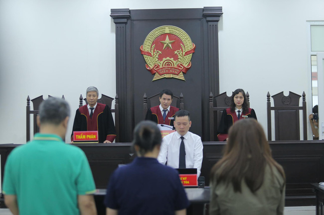 Hoãn phiên xử phúc thẩm vụ bé trai lớp 1 trường Gateway tử vong trên xe đưa đón-1