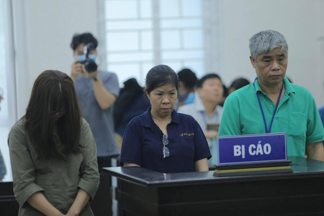 Hoãn phiên xử phúc thẩm vụ bé trai lớp 1 trường Gateway tử vong trên xe đưa đón-4