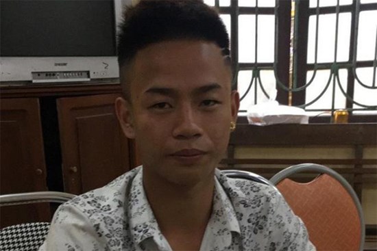 Đang đi đường, nữ sinh bị nam thanh niên dùng dao gấp rạch tay