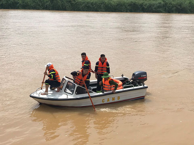 Để lại tâm thư chúc bố mẹ hạnh phúc”, nam thanh niên nghi nhảy cầu sông Hiếu tự tử-1