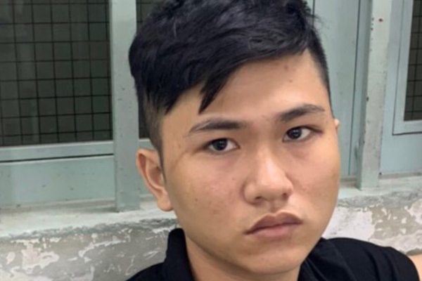 Cướp giật điện thoại nhanh như chớp ở TP.HCM-1