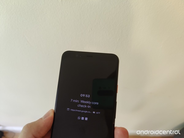 Thực hư chiếc smartphone có thể chụp xuyên thấu quần áo và đồ vật-4