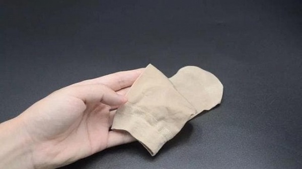 Placing this in the sock and under the pillow will have amazing benefits, everyone wants to do it-1