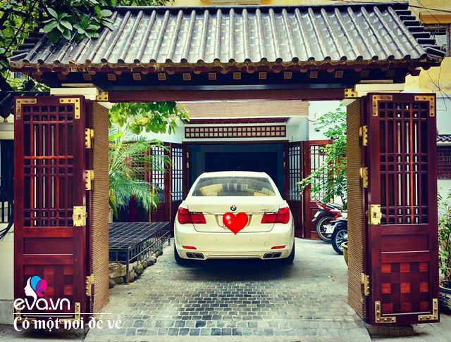 Tiến sĩ trẻ biến chung cư cũ 350m² thành dinh thự” khủng, riêng bộ bàn trà đã 6 tỷ đồng-24