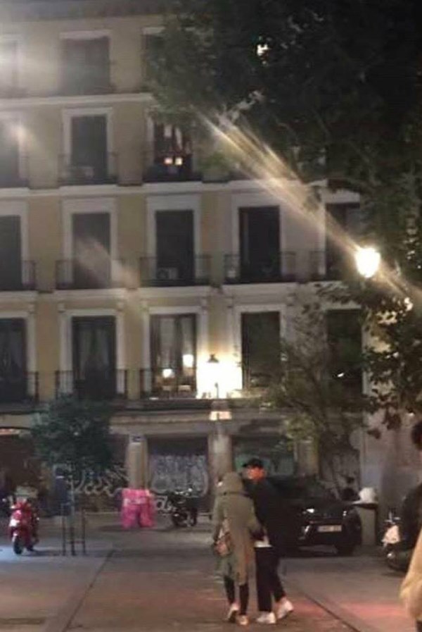 Hé lộ khoảnh khắc siêu hiếm của Song Song thuở mặn nồng, hot nhất ảnh nghi mang thai và sinh nhật trong máy bố chồng-9