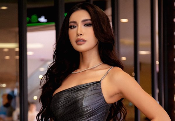 Minh Tú: Chính giám đốc BTC phải lên tận phòng khách sạn thỉnh tôi xuống để trao giải-5