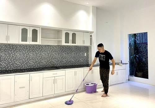 35 tuổi vẫn độc thân, Cao Thái Sơn mua thêm 2 căn nhà ở Đà Nẵng để mẹ nghỉ dưỡng-1