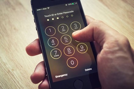 FBI mở khóa thành công iPhone của kẻ xả súng mà không cần Apple giúp đỡ