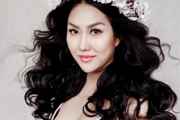 Phi Thanh Vân tranh luận căng thẳng với MC Quyền Linh trên truyền hình-6