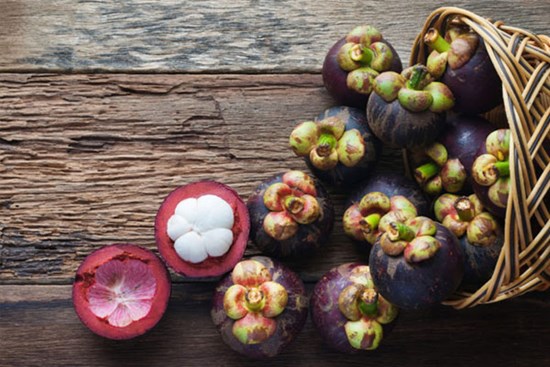 Đang mùa măng cụt, học ngay cách chọn măng ngon, nhiều cùi, mọng nước