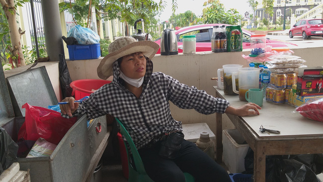 Bé trai bị bố bỏ rơi tại tòa kèm lời nhắn tôi không đẻ, tôi không nuôi: Đã liên hệ gia đình nhưng không ai tới nhận-3