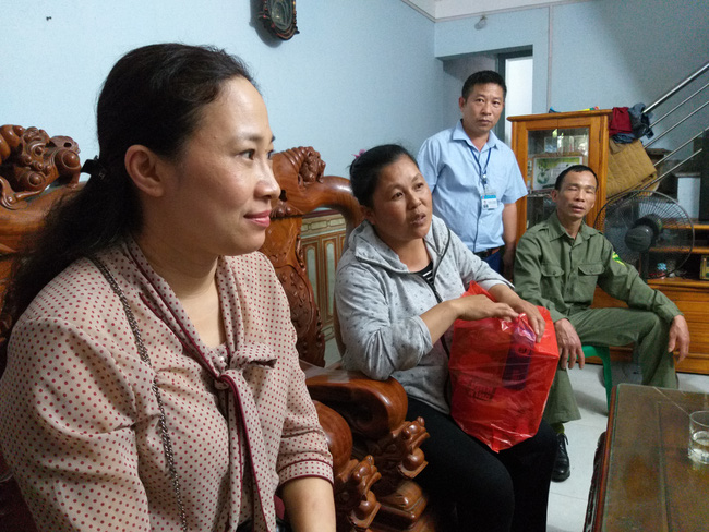 Bé trai bị bố bỏ rơi tại tòa án kèm lời nhắn tôi không đẻ, tôi không nuôi đã được về với mẹ-3