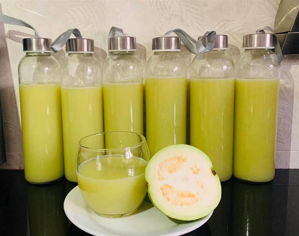 Nước ép hoa quả giá rẻ tràn chợ, bán cả lít vừa uống vừa lo-1