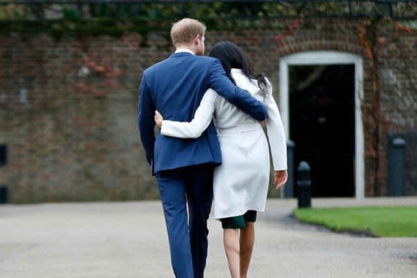 Vợ chồng Meghan Markle bị Nữ hoàng Anh đối xử lạnh nhạt ngay trong dịp kỷ niệm 2 năm ngày cưới-2