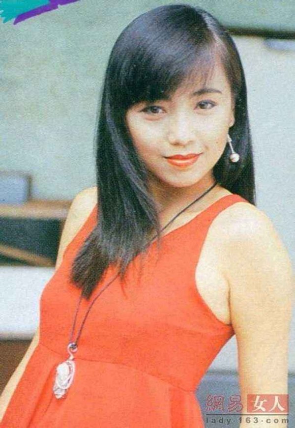 Chị Cả TVB Đặng Tụy Văn: Tuổi trẻ mang hận vì người tình trở mặt mắng chửi theo ý vợ-7