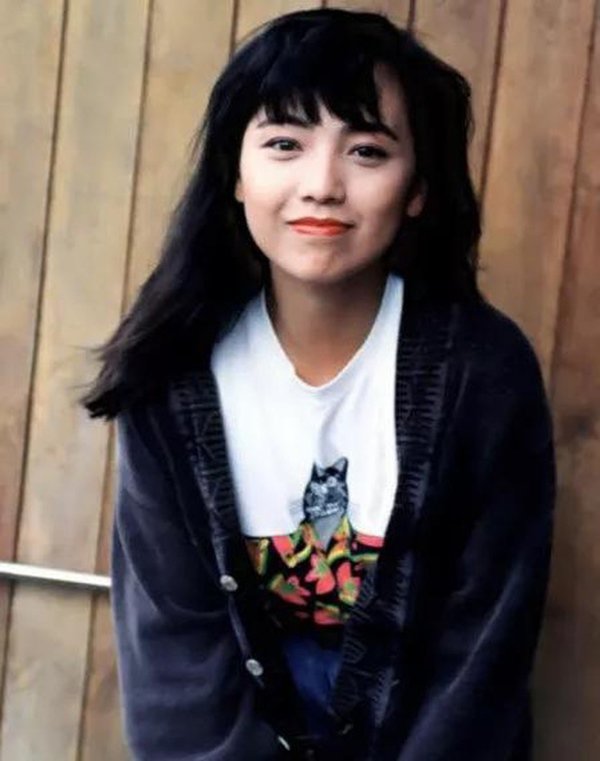 Chị Cả TVB Đặng Tụy Văn: Tuổi trẻ mang hận vì người tình trở mặt mắng chửi theo ý vợ-14