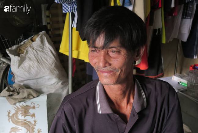 Tâm sự người đàn ông khuyết tật cả 2 tay, ngày ngày bán phế liệu nuôi 2 cháu sinh đôi cùng mẹ già 91 tuổi: Tôi không dám chết-1