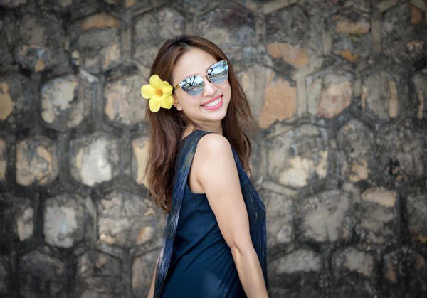 Nhan sắc tuổi 35 gợi cảm của Vân Hugo, nữ diễn viên sắp kết hôn lần 2-6