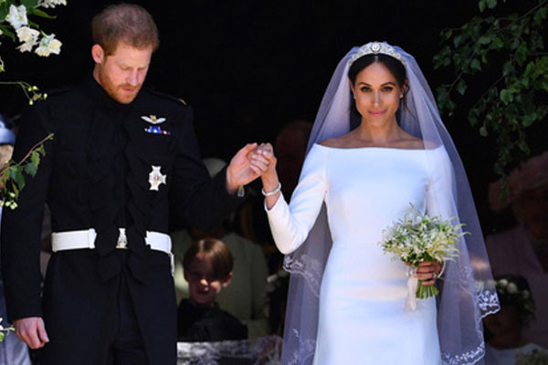 Nữ hoàng Anh từng nhẫn nhịn chiều lòng Meghan Markle nhưng vì sự đòi hỏi thái quá, bà đã ra tay dạy dỗ cháu dâu khiến ai cũng nể phục-3