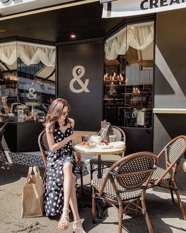 Đang cá tính, Minh Hằng chuyển sang diện váy xẻ điệu đà - item nhất định có mùa hè này-6