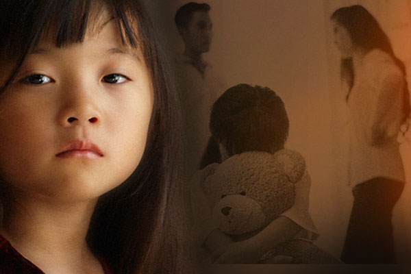 Chồng mải miết check-in facebook với bạn nhậu, vợ tay ôm con tay quấy bột rồi cay đắng tự đặt câu hỏi kết hôn để làm gì và hành động quả quyết-4