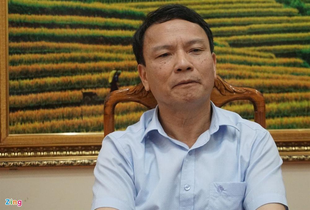 Người dân bật khóc vì bị xã loại khỏi diện hộ nghèo-1