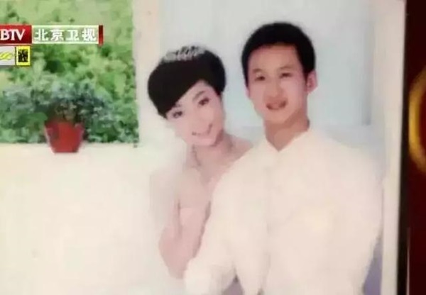 10 năm trước, người phụ nữ đánh đổi tính mạng để sinh con ở tuổi 60 và đằng sau hành động ấy là một câu chuyện buồn-3