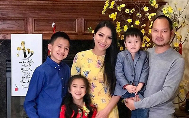 Dù tiết lộ đã khỏe hơn nhưng ca sĩ Hồng Ngọc vẫn giấu kín gương mặt bị bỏng-3