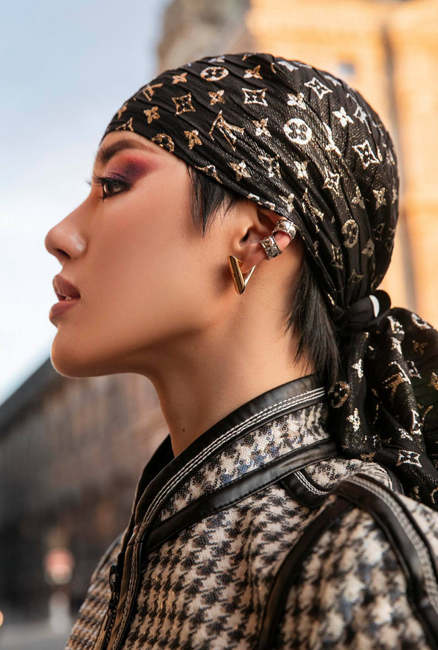 Ngọc Trinh copy Jennie nhưng lại thất thế trước cả Minh Hằng và Khánh Linh khi cùng chế khăn thành trang phục-5
