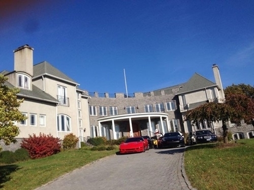 Tỷ phú gốc Việt từng khiến TT Trump nóng mặt, bỏ Hoa hậu lấy em gái Cẩm Ly-4