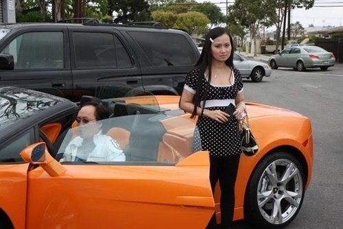 Tỷ phú gốc Việt từng khiến TT Trump nóng mặt, bỏ Hoa hậu lấy em gái Cẩm Ly-9