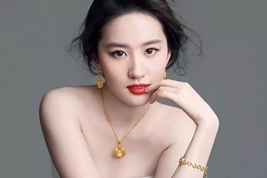 15 ngày nữa thôi, 3 con giáp này được quý nhân đưa đường, tài danh rực sáng