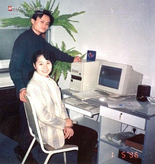 Khổ như con trai tỷ phú Jack Ma: Bị bố mẹ bỏ bê, đến khi nghiện game nặng mới được bố ra tay dạy dỗ một phen nhớ đời-2