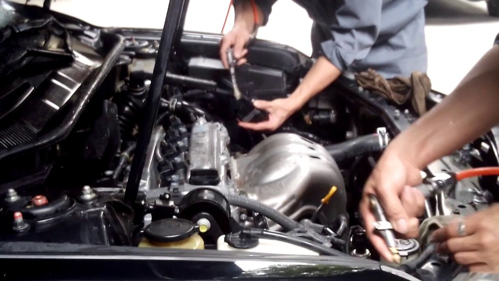 Nắng nóng gay gắt: 9 cách phòng chống cháy xe-1