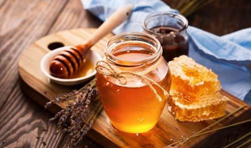 6 cách làm trắng da bằng mật ong giúp chị em không sợ đen da khi nắng hè đến-1
