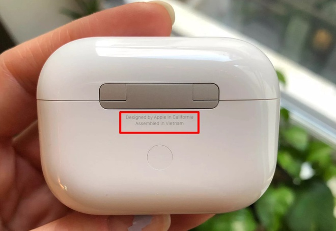 Sản xuất ở Việt Nam, mua AirPods trong nước có rẻ hơn nước ngoài?-1