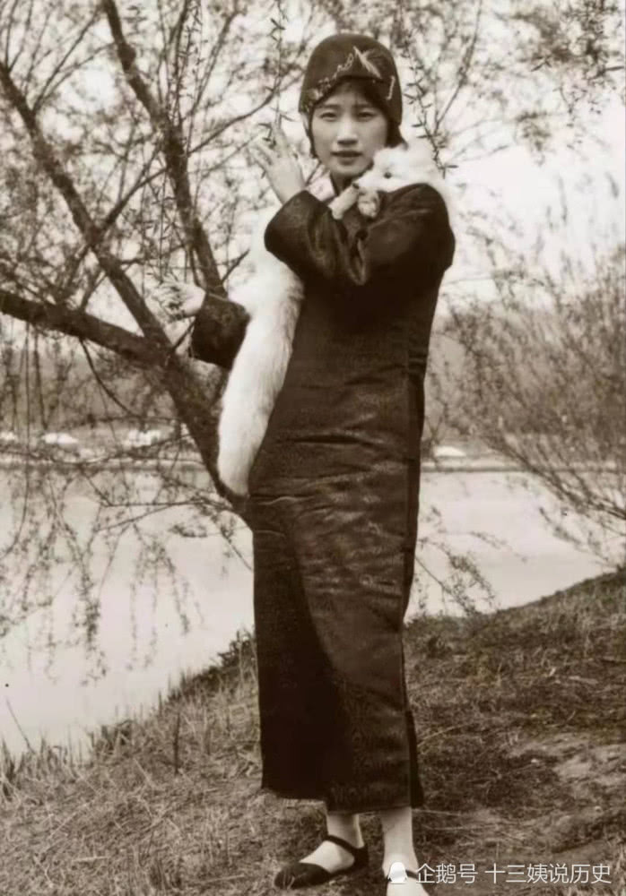 Ngũ đại tài nữ thời Trung Hoa Dân Quốc rốt cuộc xinh đẹp đến nhường nào mà từ những tấm ảnh cũ đã có thể nhận ra nét quyến rũ của họ?-6