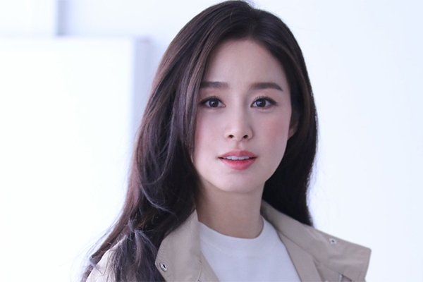 Thần Tài ghé thăm, 3 con giáp tiền bạc dư dôi, đổi đời lên hương trong suốt tháng 4 Nhuận-4