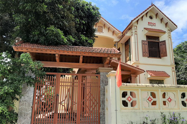 Lần mò lên giường cưỡng hiếp chủ nhà sau khi cuỗm tài sản, 4 tên trộm biến thái trả giá-6