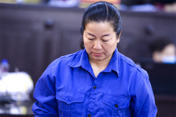 Xét xử gian lận thi cử tại Sơn La: Tranh cãi&nbsp;nảy lửa giữa cựu giám đốc sở và cấp dưới-3